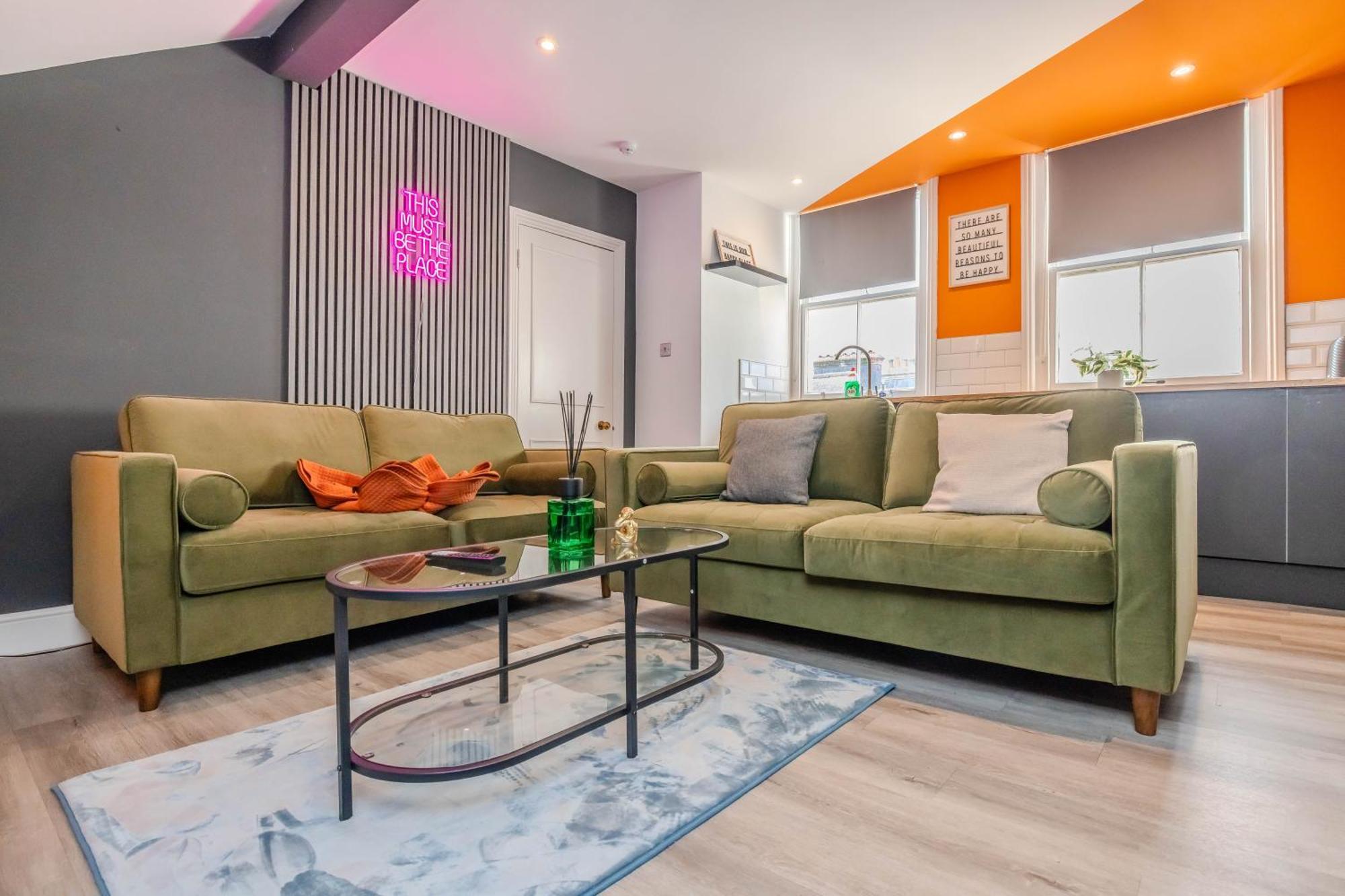 Luxe City Living L 2-Bedroom Flat With Free Parking Брайтонн Экстерьер фото