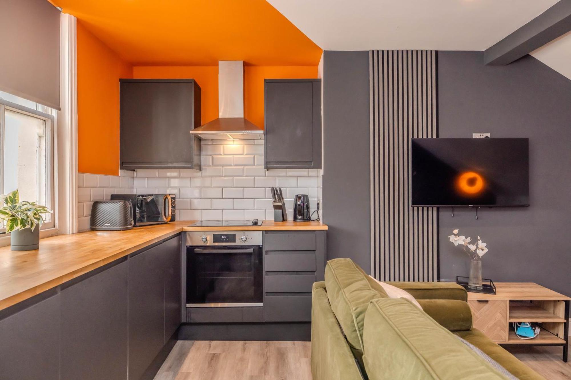Luxe City Living L 2-Bedroom Flat With Free Parking Брайтонн Экстерьер фото